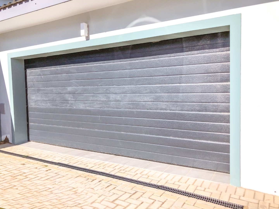 To Let 3 Bedroom Property for Rent in Dana Bay Western Cape